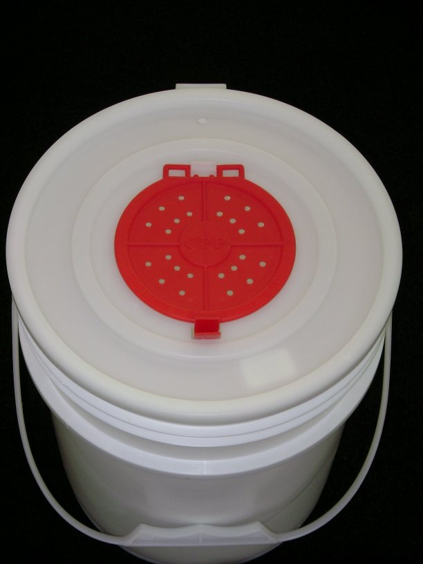 Challenge Five-Gallon Bucket Lid